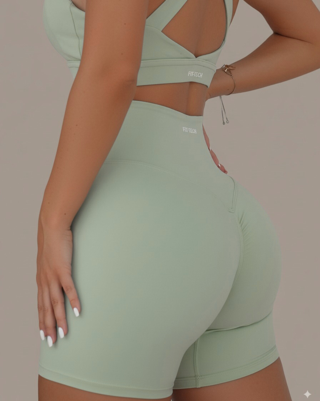 Core Shorts - Mocha